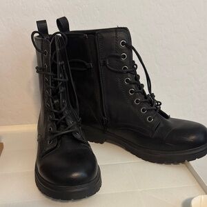 Kohl's Black Lace-Up Side-Zip Combat Boots